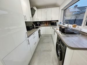 Photo 9- click for photo gallery